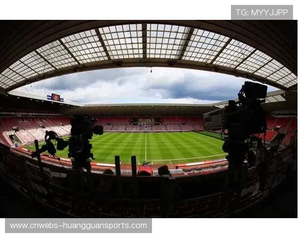 英超数字平台整合Adobe实时客户数据，优化球迷旅程